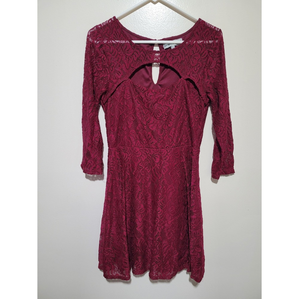 Almost Famous Lace Fit & Flare Dress youth juniors Large Burgundy Cutout Keyhole